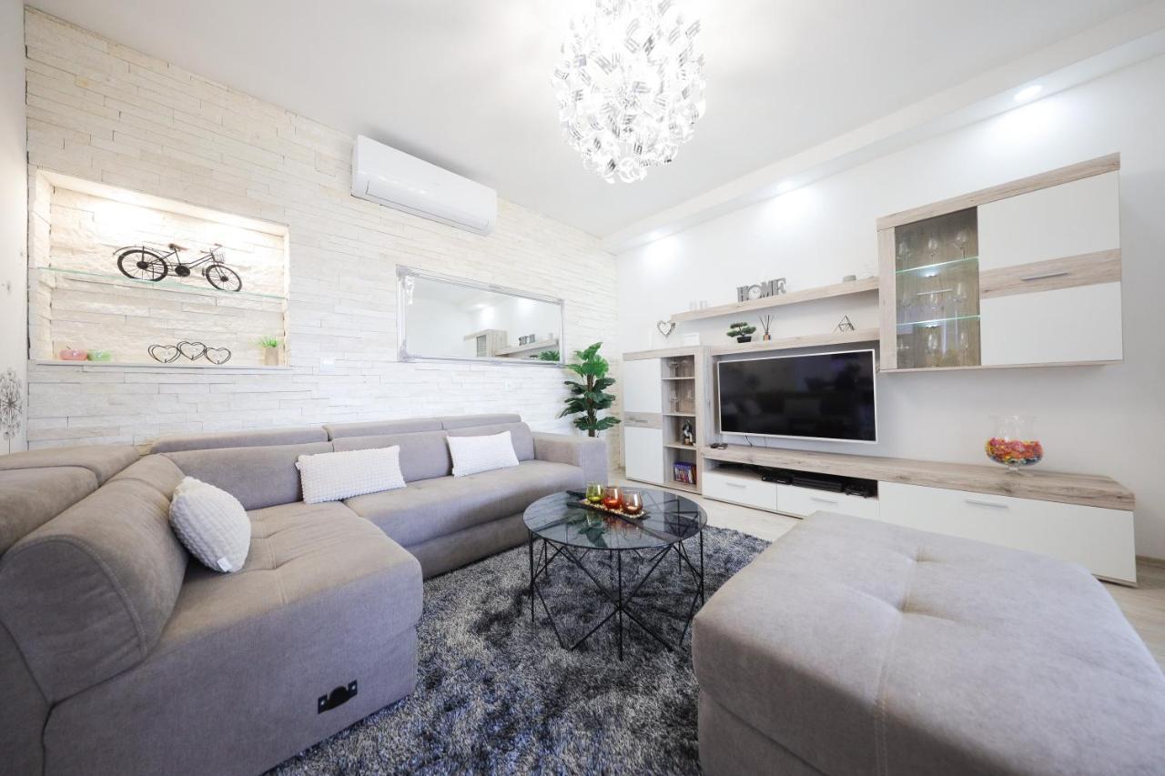 Deluxe Look Apartamento Zadar Exterior foto